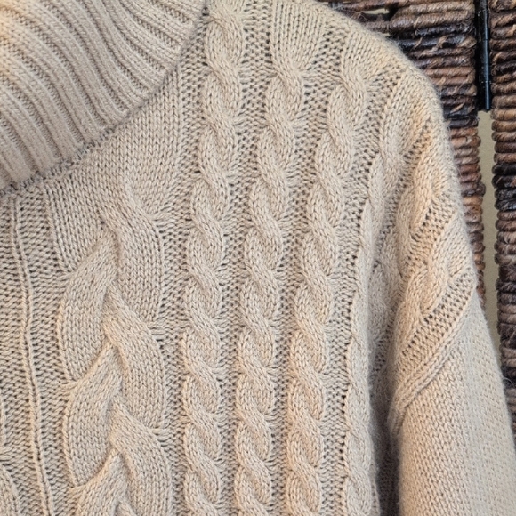 Sophisticated Sweater Bundle x2 Cableknit Metallic Classy Holiday New Year's Eve - Picture 10 of 12